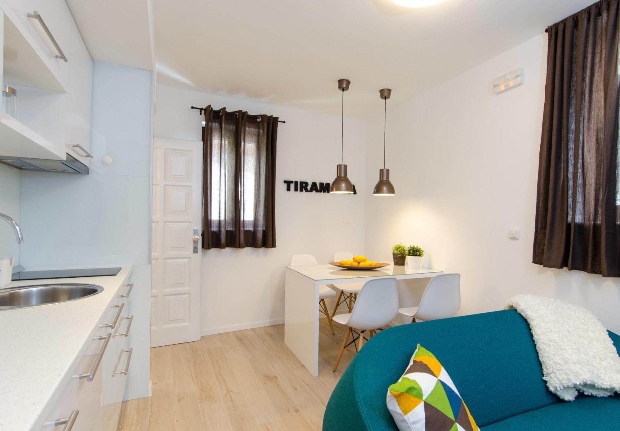 Apartments & Rooms Tiramola - Old Town تروغير الغرفة الصورة
