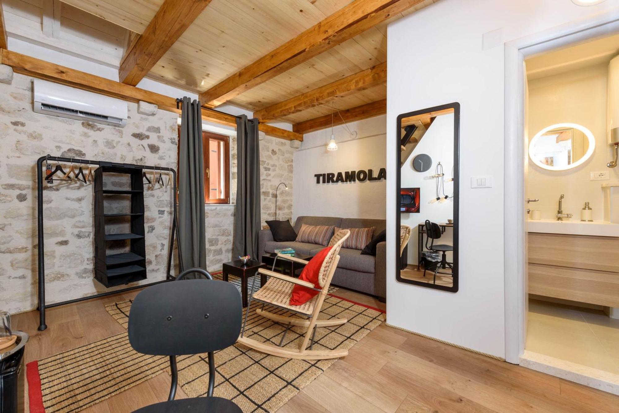 Apartments & Rooms Tiramola - Old Town تروغير الغرفة الصورة