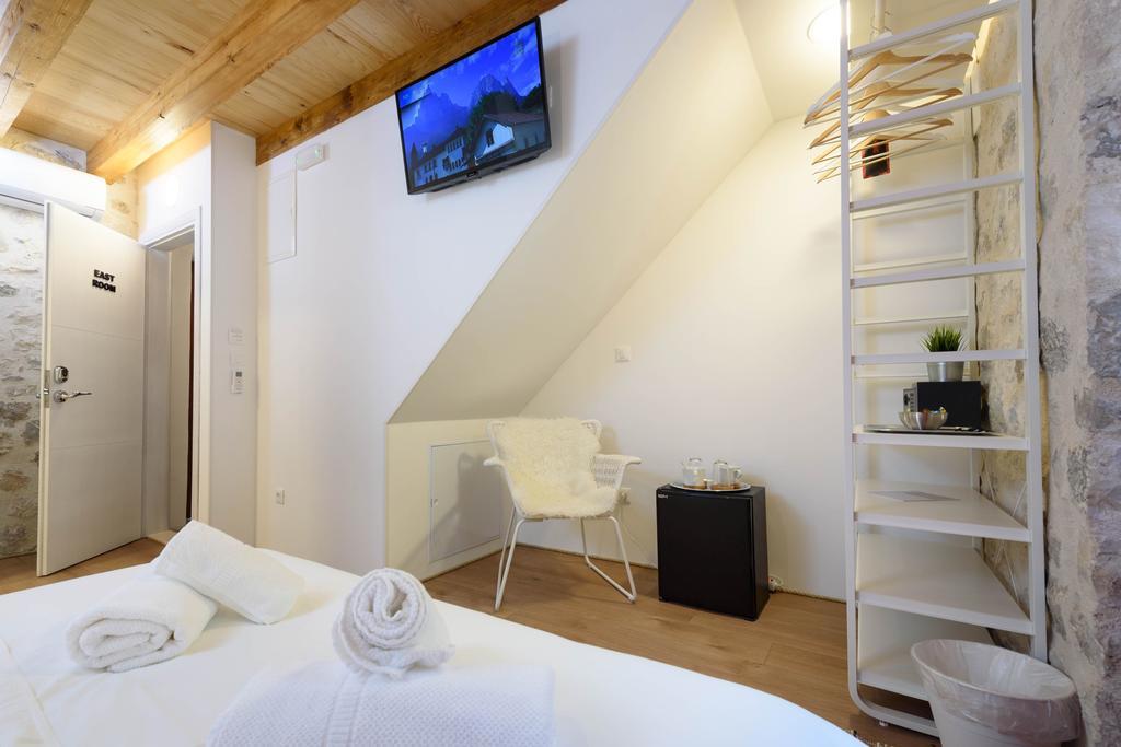 Apartments & Rooms Tiramola - Old Town تروغير المظهر الخارجي الصورة