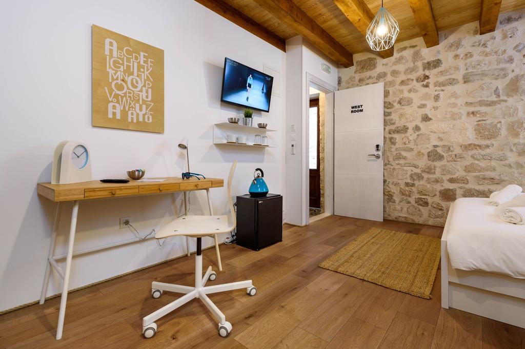 Apartments & Rooms Tiramola - Old Town تروغير المظهر الخارجي الصورة